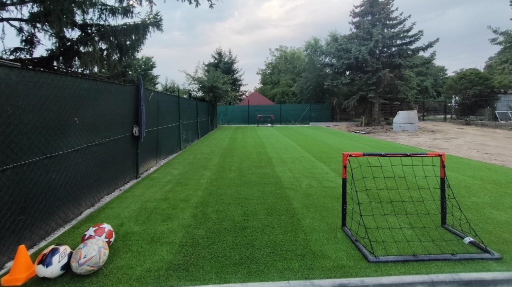Domáce športovisko, futbalové miniihrisko, umelý trávnik, Holandský trávnik